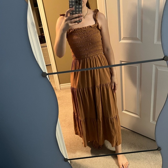 Smocked tiered summer dress - Picture 2 of 5